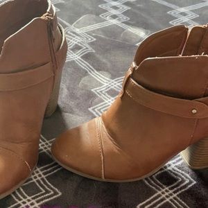 Lauren Conrad brown heeled booties